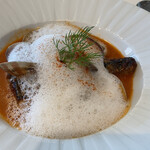 La Bastide sur la mer - あさりの泡状スープとブイヤベースで食べさせるメイン