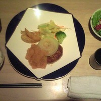 ローズルーム名古屋 - ハンバーグランチ１０００円
