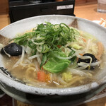 越後秘蔵麺 無尽蔵 - 料理写真:野菜塩（税込み８８０円）