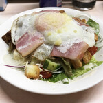 がばちょ - ベーコンエッグのシーザーサラダ（400円）