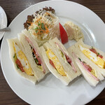 Toru Cafe - 