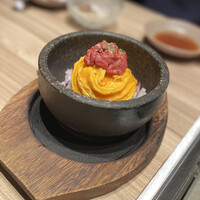 焼肉うしごろ 横浜店 - 石焼きトリュフビビンバ　トリュフがかかる前