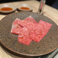 焼肉うしごろ 横浜店 - ザブトン、特製サーロイン