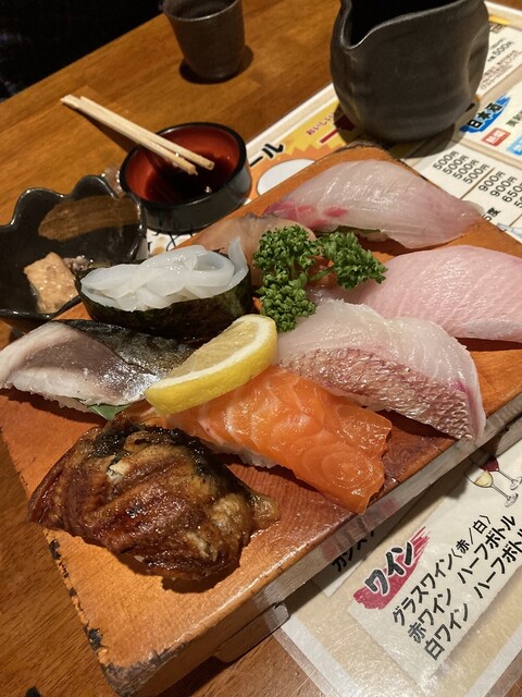 Jumbo Sushi Kiyomitsu