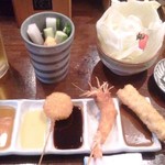 Kushikatsu Ryourikatsu - 貝柱、エビ、牛肉