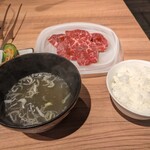 Yakiniku 名もなき名店へ 一切入魂一枚売り焼肉 - 