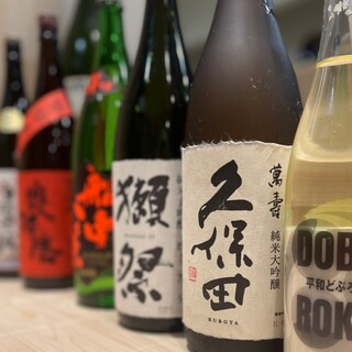 Enjoy local sake and authentic shochu that go well with your food