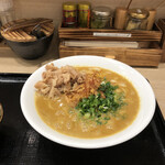 Honkakuha Hakata Udon Hasida Taikiti - 鶏白湯カレーうどん¥900、肉追加¥300