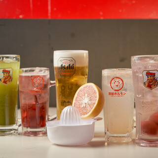 楽しい宴に欠かせない！酒は大きめジョッキでぐびぐび長く飲む！