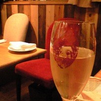 シャンパン食堂 - グラスでおかわり＾＾