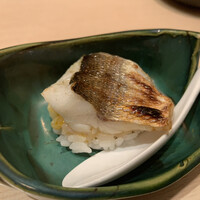 鮨 紺乃 - 卵黄酢飯onカマス！