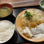 街かど屋 奈良大森町店 - チキン南蛮定食