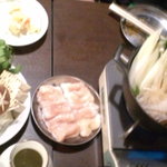 牛の四文屋 - 12/9もつ鍋2人前割り下で