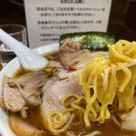 オランダ軒 - マジやばい、黄金麺❣️