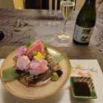 Resutoran Ando Ba Ginzasakura - 本日のお造り　鮪大トロ 石鯛 真羽太と獺祭 純米大吟醸 磨き 三割九分 