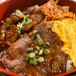 Hiraono Tamaya - カルビ肉は７切れ
                        ※牛肉です 豚肉じゃない