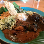 Spice&Dining KALA - 小さなライス&カリー　キーリサンバライス、ルッコラサンボル、キャベツマッルーン、パリップ、ポルサンボル、地蛸、黒豚