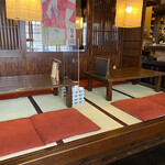 煮込みうどん かに屋 - 内観1