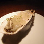 北海道仙鳳趾産生牡蠣　徳島県産青柚子のジュレ