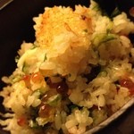 いくらと蟹と生のりの炊き込みごはん取り分け後