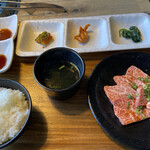 焼肉ダイニング 神戸カグラ - 和牛ロースランチ