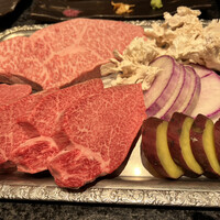 大淀河畔 みやちく - 今夜のお肉。一人前（嘘）