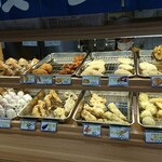 讃岐うどん むらさき - 料理写真:いなり・おにぎり・天ぷら コーナー