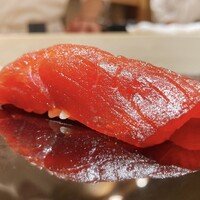 鮨 一 - マグロの赤身漬け-柚子-