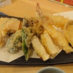 Soba Tenpura Yuian - おまかせ天ぷら盛り合せ