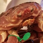 緒方 - ◯間人蟹
      間人蟹と呼ばれるには、約50段階に分けられた選別をクリアする必要あり(緑のタグが証拠)
      基準に満たない蟹は間人漁港で水揚げされても緑のタグ無しで普通の頭矮蟹と呼ばれます