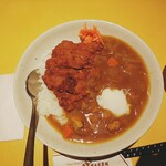 新世界菜館 - 排骨カレー（とにかくデカイ！）