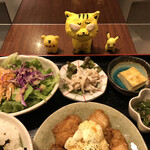 Koko Hana - A good variety of side dishes