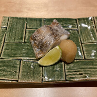 鮨 こしかわ - タチウオの塩焼き
                      