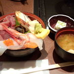 魚河岸の居酒屋　えびす大黒 - 海鮮丼