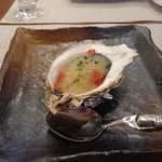 ビストロ ダイア - 釧路昆布森の牡蠣をトマトと昆布ジュレで