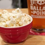 Hathor - 無限ポップコーンと脳がとろけるウルトラヘヴン３xIPA