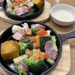 Kokosu - 温野菜のシーザーサラダ@290円