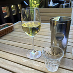 INO CINQ Cafe - グラスワイン 最初の一杯は400円