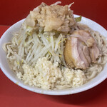 ラーメン二郎  - ラーメン多め　820円　麺量は300g