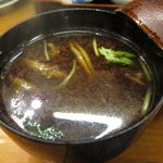 林屋 寿司店 - 赤出汁