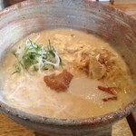 うどん山長 - 豆乳スープに梅肉を溶く！
