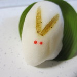  喜久屋本舗 - 笹うさぎ(84円）