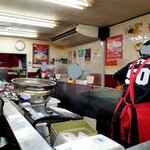 天下一品 - カウンター中。