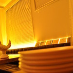 デコラ63 - 奥のソファー席