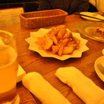 デコラ63 - フライドポテトピリ辛甘酢和え