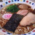 かまや食堂 - 中華そば（味玉子入り）