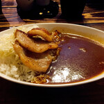 黒てつ家 - 黒豚のせカレー