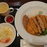 Dining Cafe Esperia - ポークカツのせSPICYキーマカレー