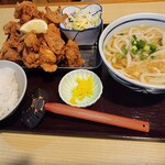 本場さぬきうどん なか川 - 