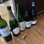 柳家 - 赤ワイン４本、日本酒１本